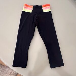 Lululemon Wunder Under Reversible Pant in Size 4